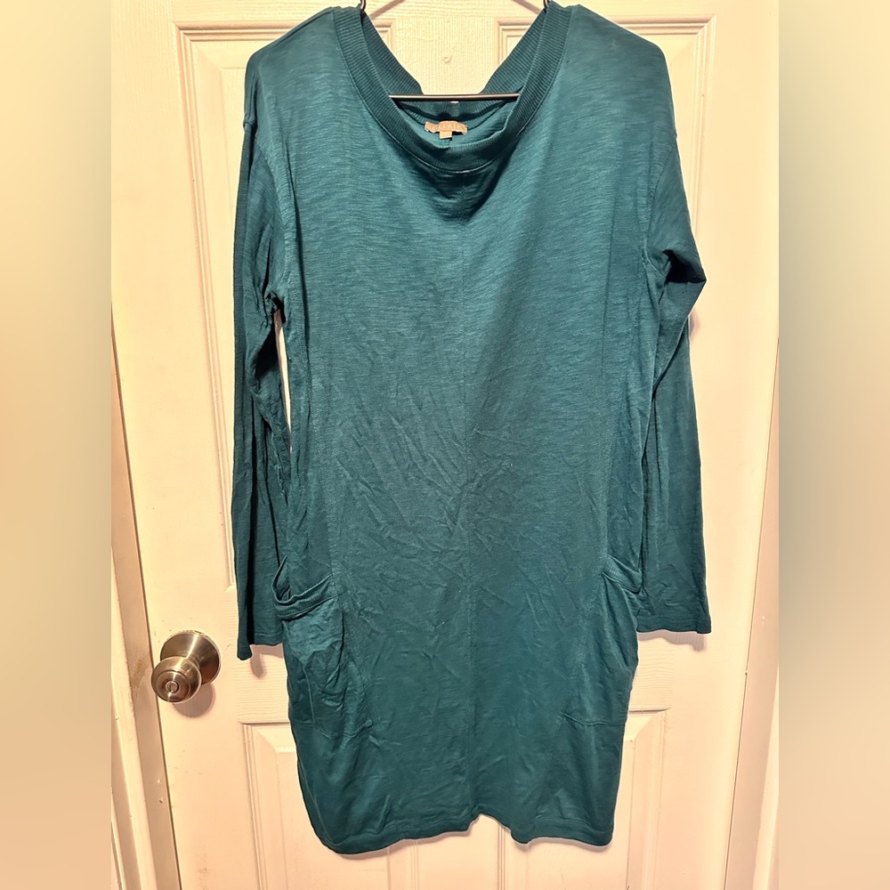 Lilla P long sleeve shit dress